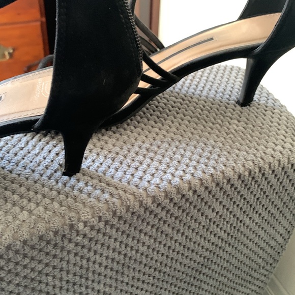 Sandals - Picture 3 of 4